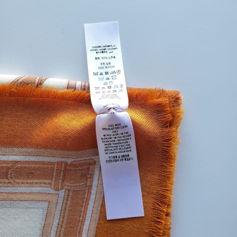 Burberry Archive Print Square Cashmere Scarf oversized - Picture 5 of 6